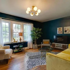Apartment Sleep 8 In Our Cozy Colonial 2miles From Broadway, Nashville
